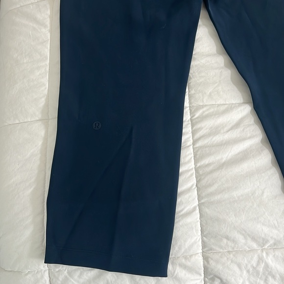 Lululemon travel drawstring pants - Navy - Picture 9 of 10
